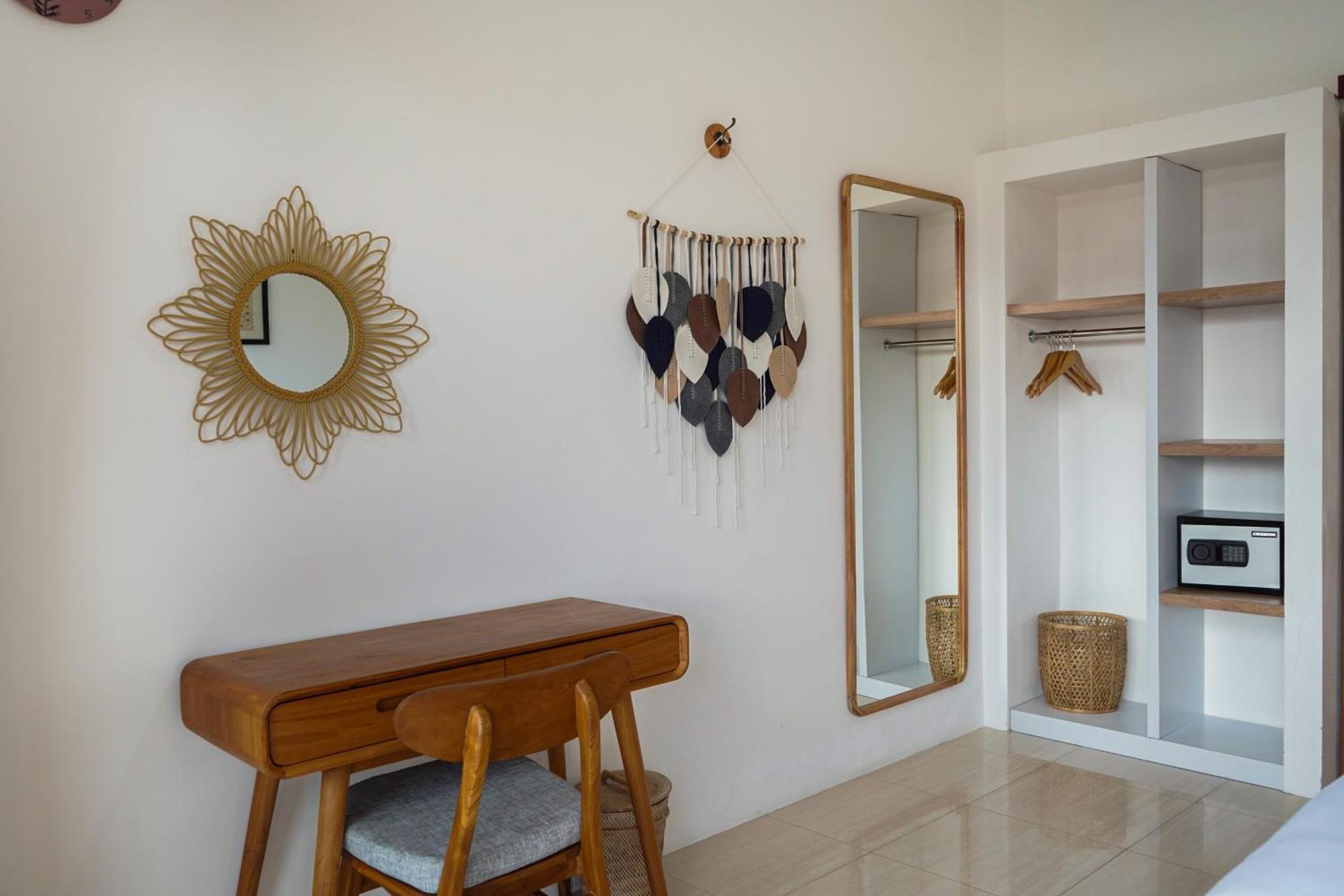 The Breeze Stay And Surf Canggu Exterior foto