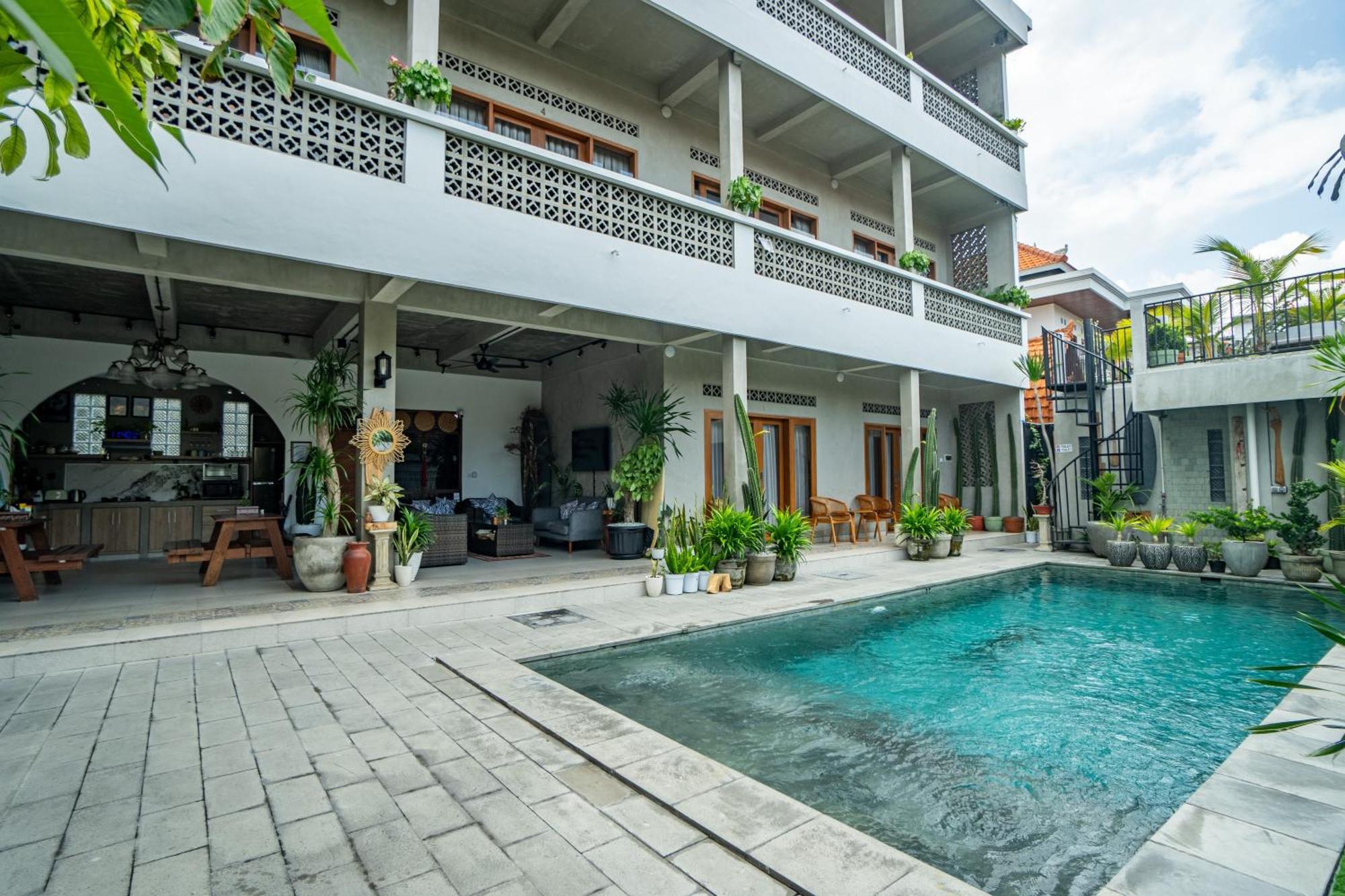 The Breeze Stay And Surf Canggu Exterior foto