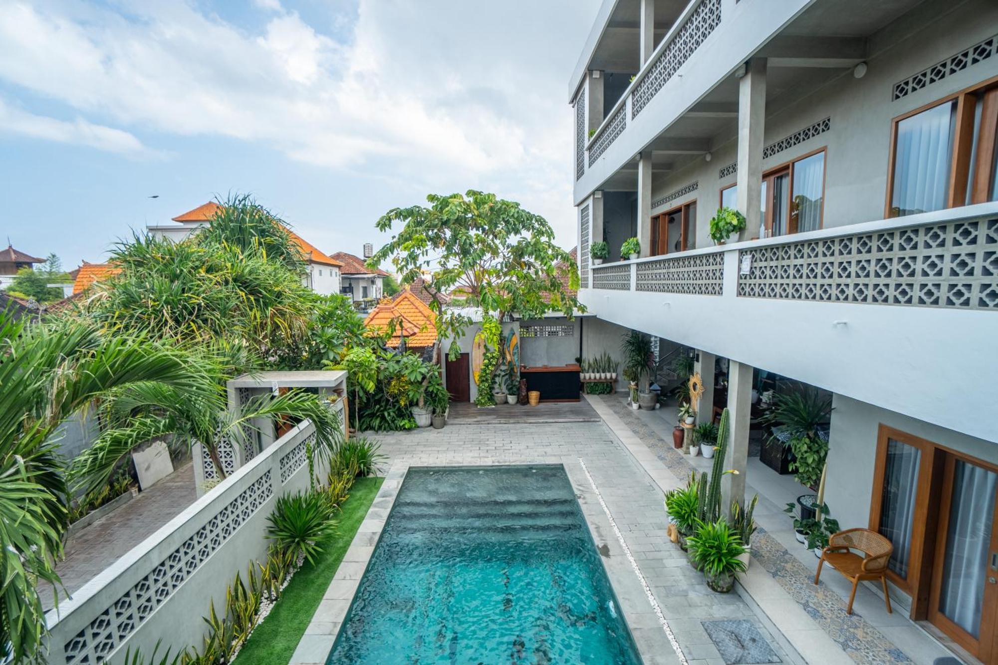 The Breeze Stay And Surf Canggu Exterior foto